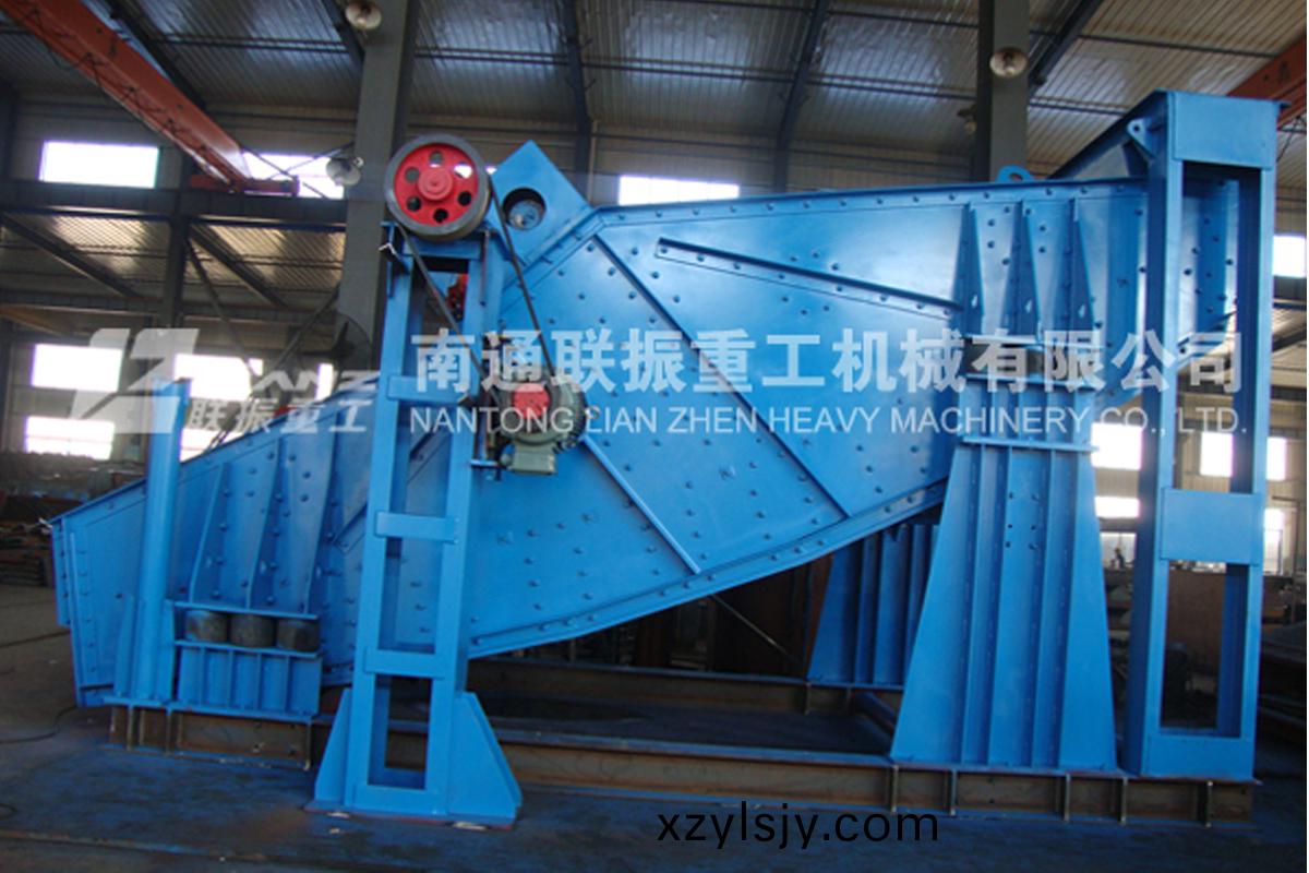 教(jiao)妳(ni)安(an)裝(zhuang)振(zhen)動(dong)給(gei)料(liao)機的(de)八大(da)要(yao)點(dian)