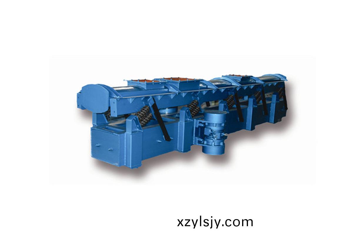 SZF慣(guan)性(xing)振(zhen)動(dòng)(dong)熱料(liao)輸送機(jī)